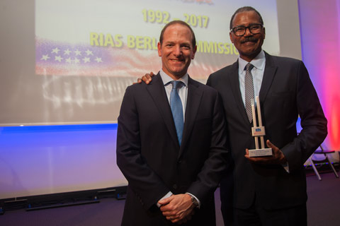 http://riasberlin.org/wp-content/uploads/MEDIA_2017/111_June_13_2017/17-awards-15.jpg